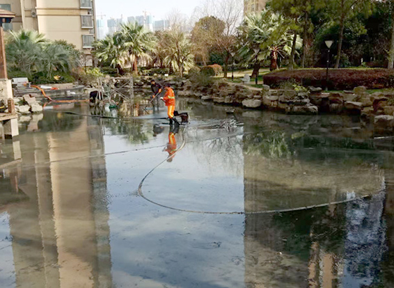 大关景观池淤泥清理